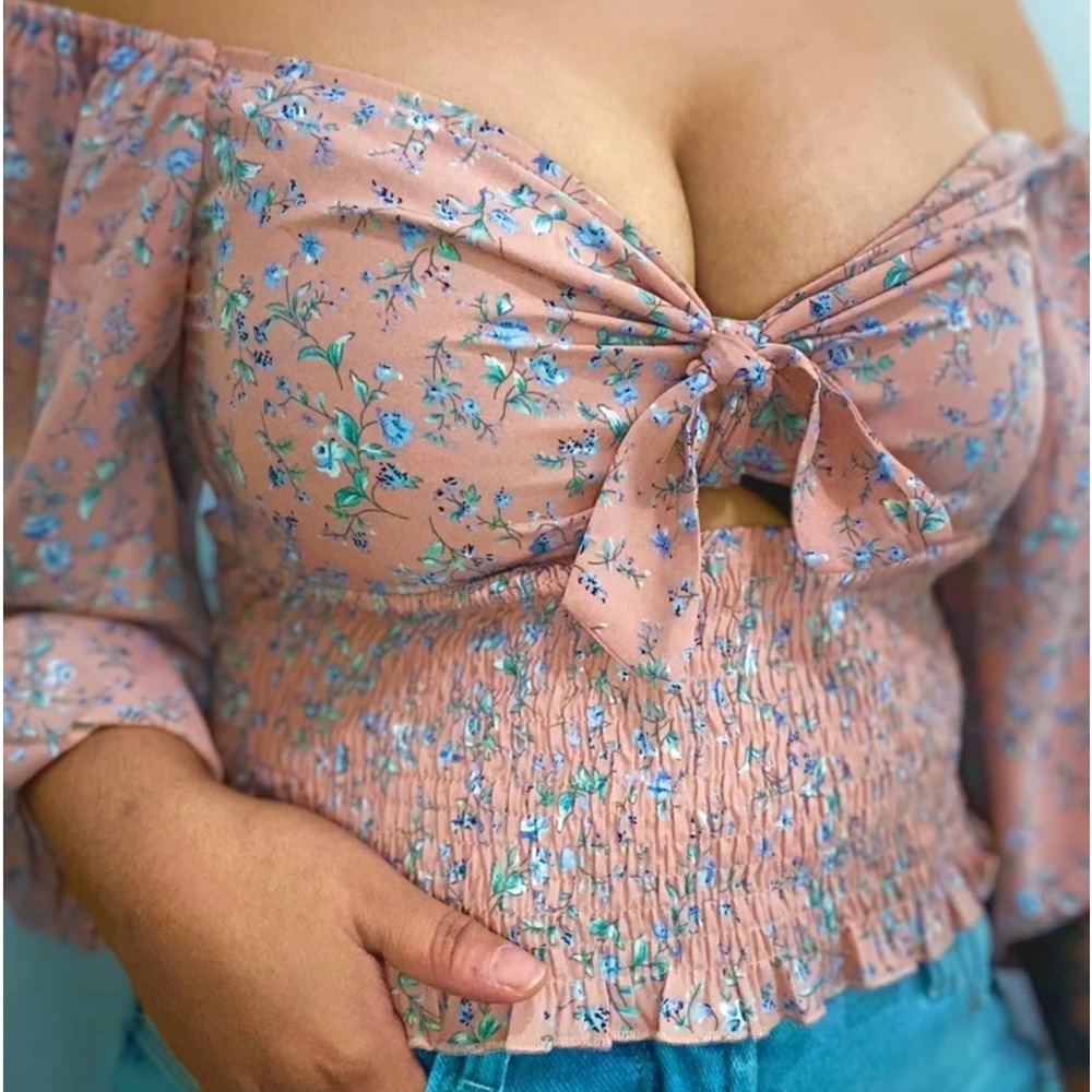 Long sleeve floral top